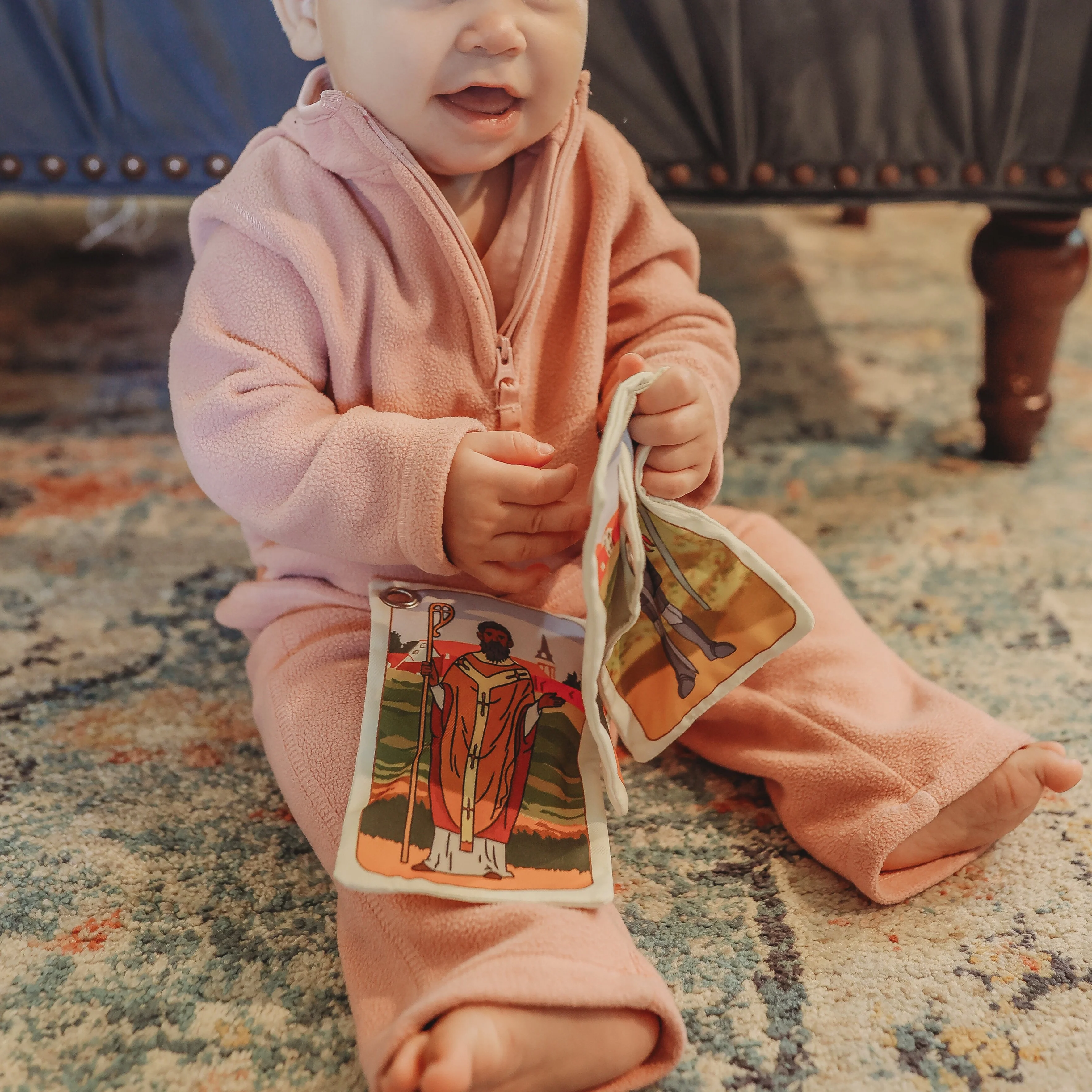 Crinkle Saint Card - Image 4