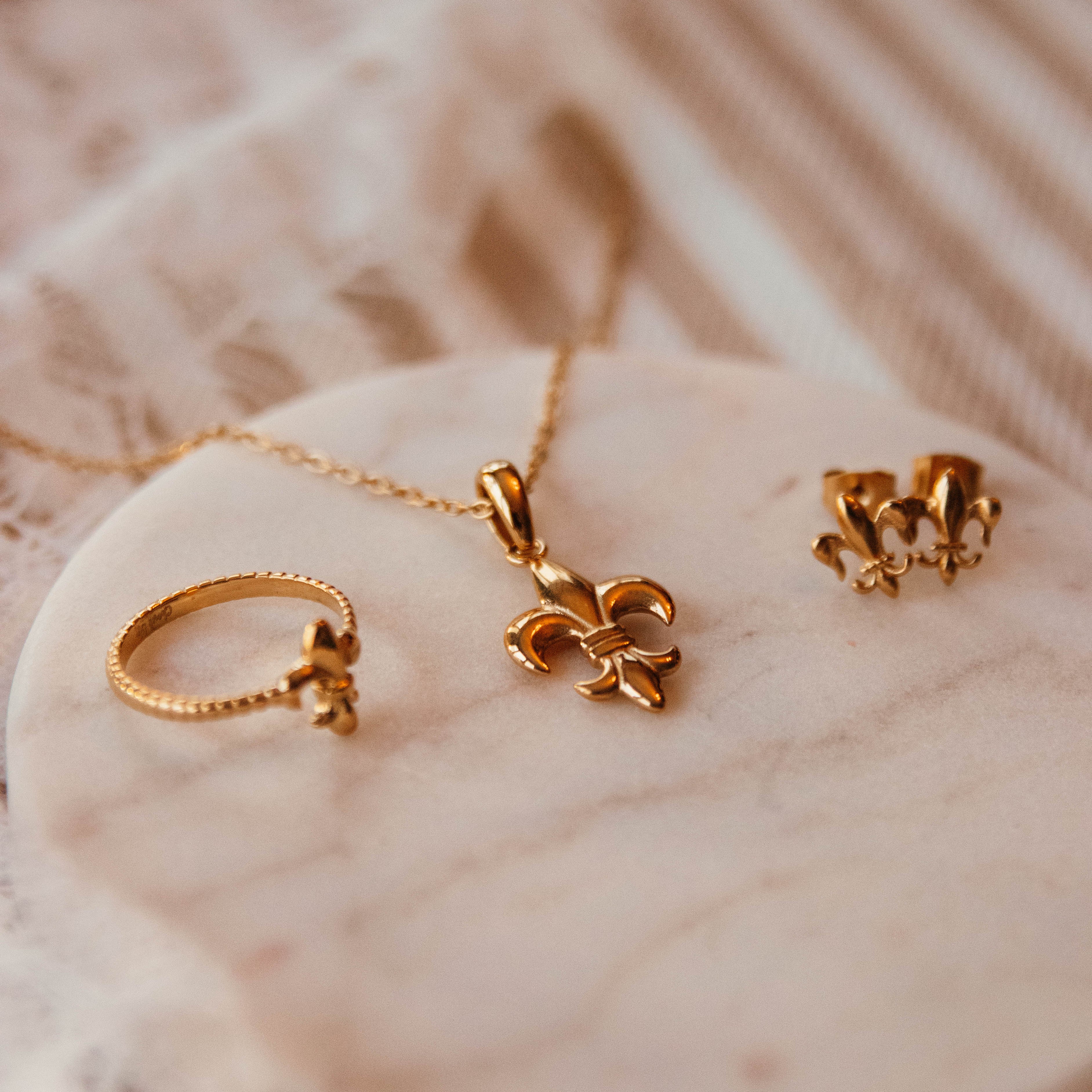 Fleur de Lis | Necklace - Image 8