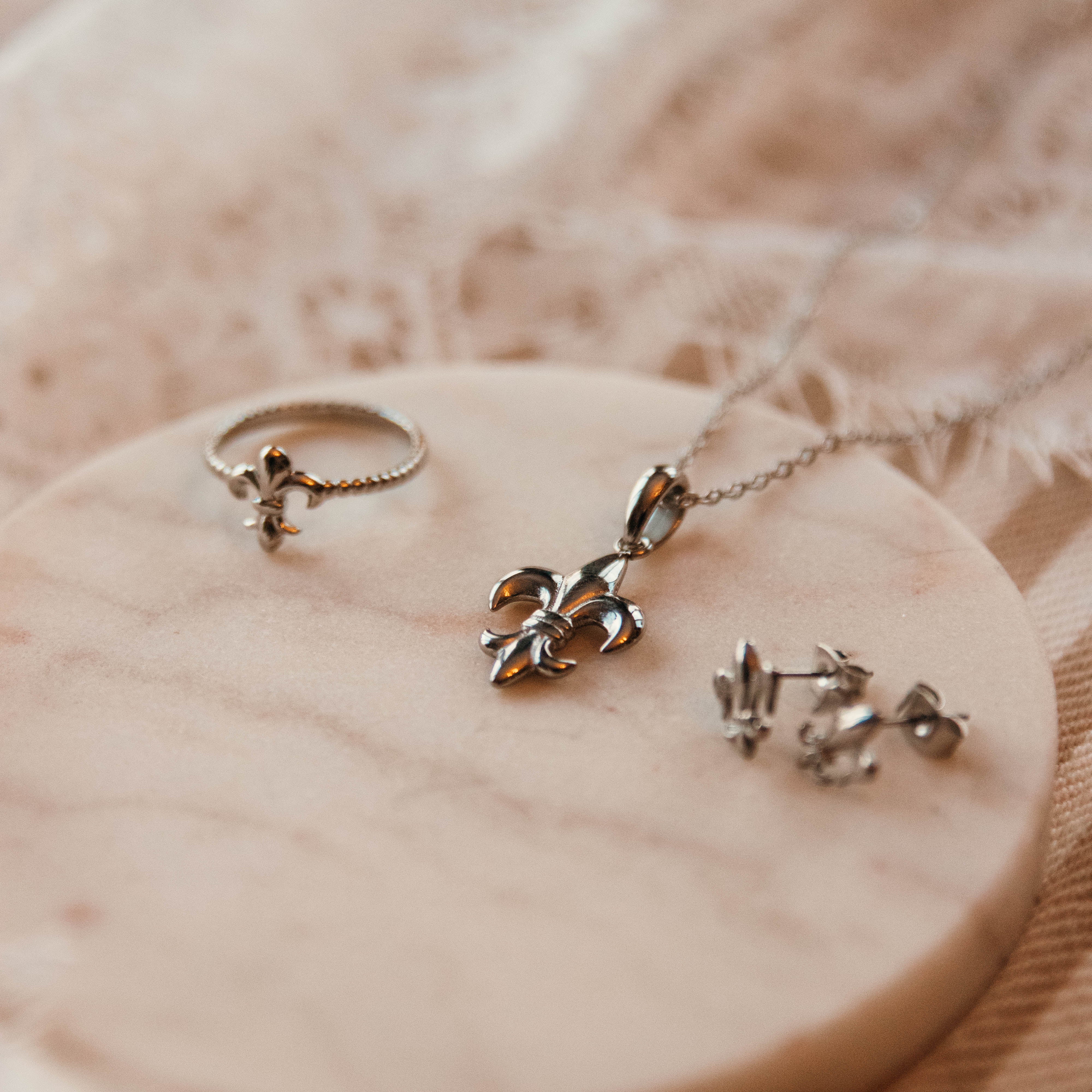 Fleur de Lis | Ring - Image 10